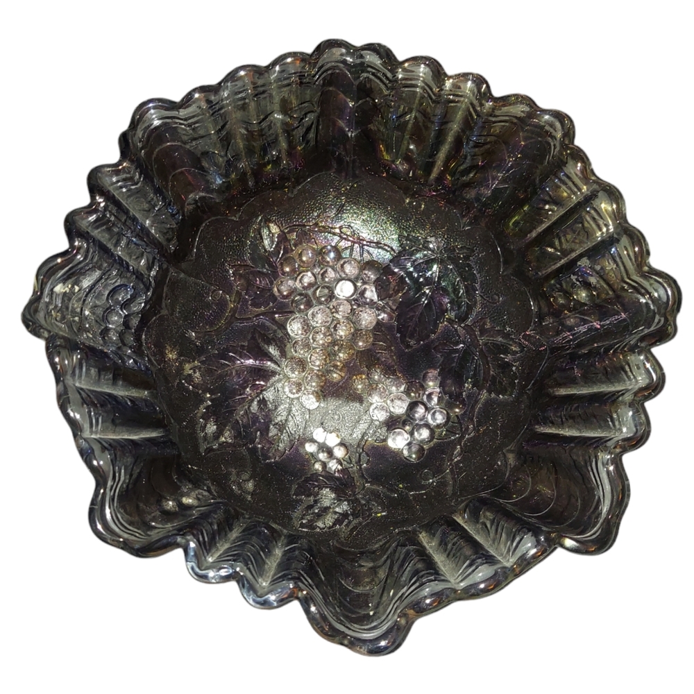 Vintage Imperial Glass Iridescent Scalloped Bowl Grapes